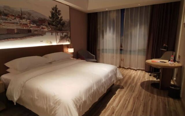 Vienna Hotel (Hezhou Xindu)