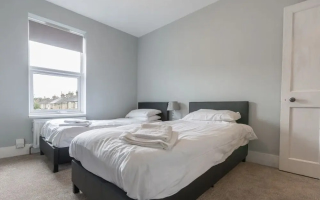 3 Bed House in Town - Stanley Street