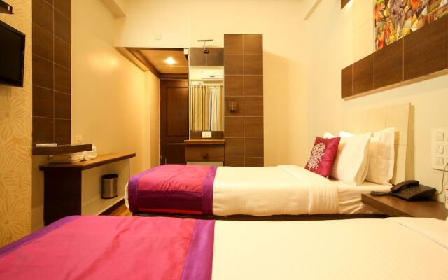 OYO 7752 Hotel Diva Residency