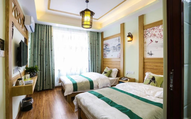 YunShangHuaKai Boutique Inn
