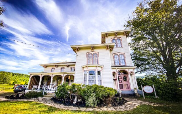 BUTLER HOUSE at The Cherry Creek Inn