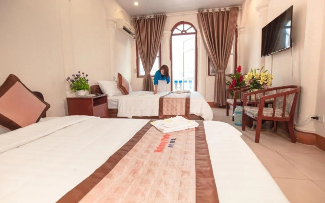 Halong Party Hotel