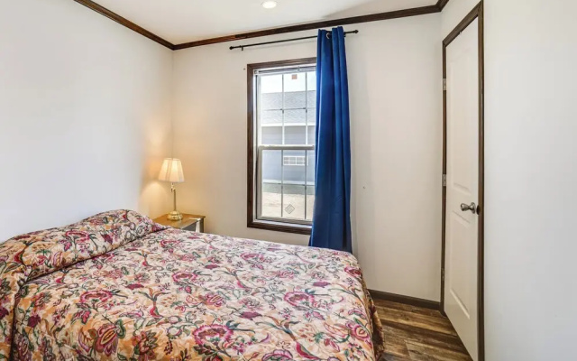 Dog-friendly Miller Hunting Retreat!