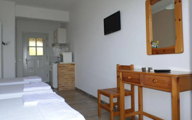 Rising Sun Apartments and Studios