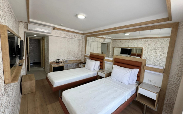 Alican Hotel