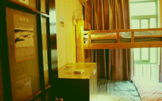 Anzhi · Tinglan Fashion Homestay Youth Hostel (Kunming Old Street)