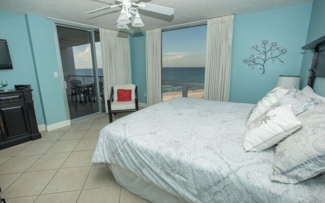 Shoreline Towers 1063 2 Bedroom Condo by RedAwning