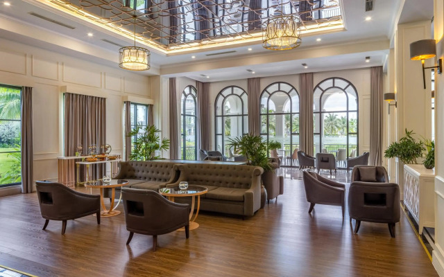 Melia Vinpearl Cam Ranh Beach Resort