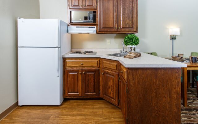 Extended Stay Airport