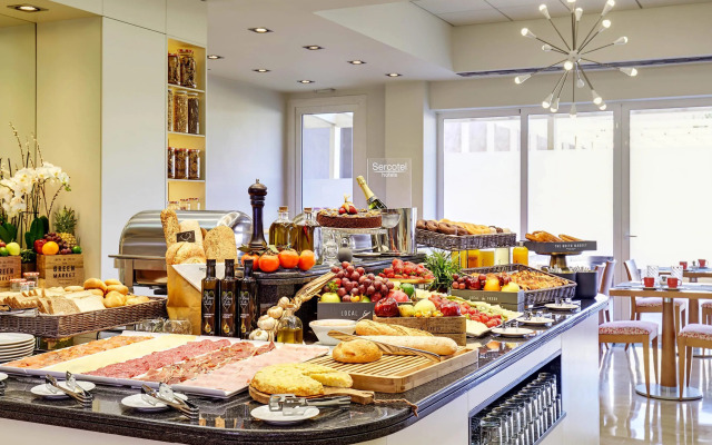 Отель Sercotel Alcalá 611