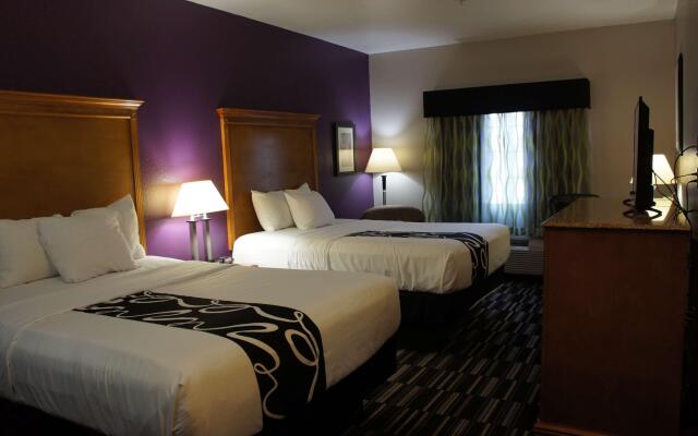 La Quinta Inn & Suites by Wyndham West Memphis