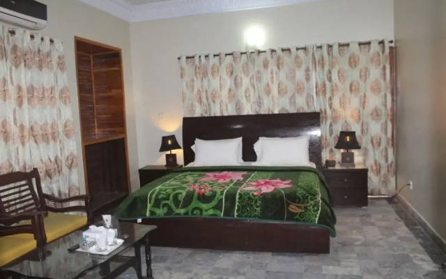Eastern Lodge Guest House