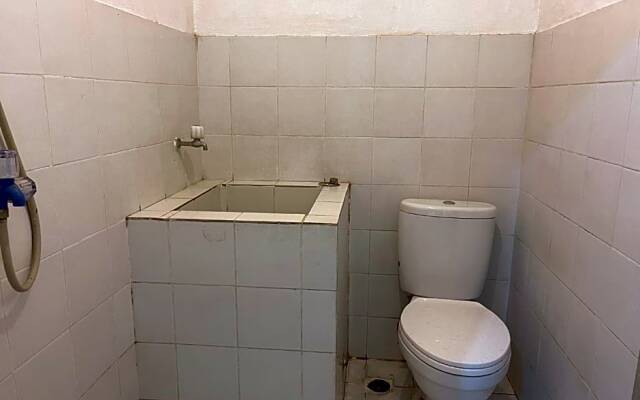 OYO 90812 Hayza Residence Syariah