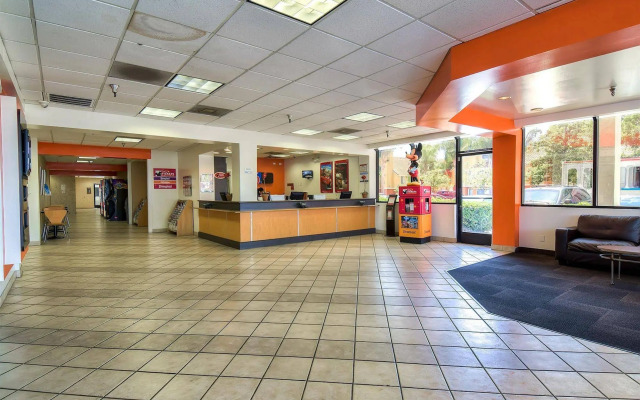 Motel 6 Anaheim Maingate