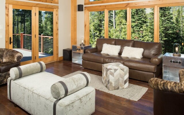 Big Sky - Little Plume Lodge