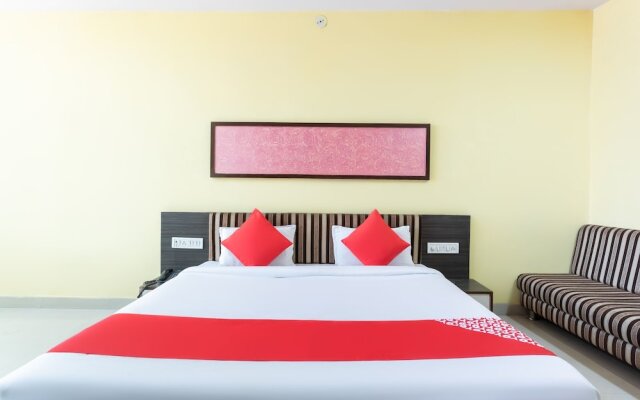 OYO 40153 Hotel Rajendra Palace