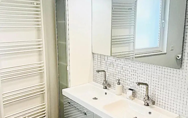 Luxury two bedrooms flat