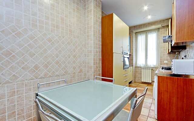 Sapphire Apartment