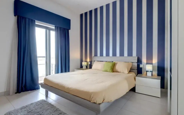 Seaview Apartment Top Location in Sliema