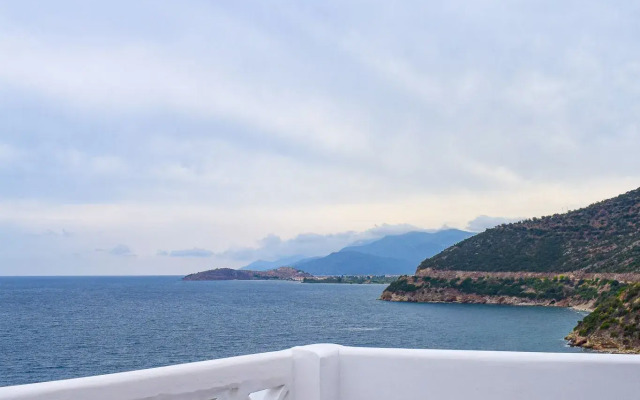 Muses Seaside Villas