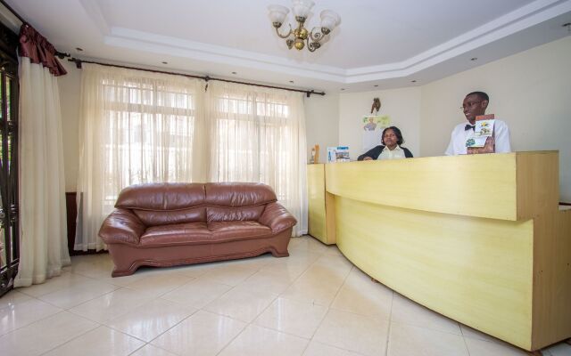 Tiptone Hotel