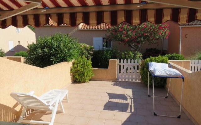 Maison Le Lavandou, 2 pièces, 6 personnes - FR-1-610-55