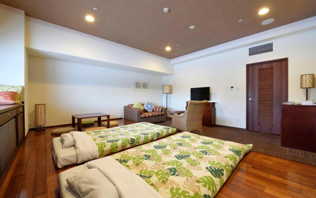 Spa Resort Hawaiians Monolith Tower