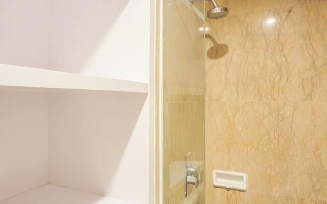 Premium and Spacious Studio Apartment at Capitol Park Residence