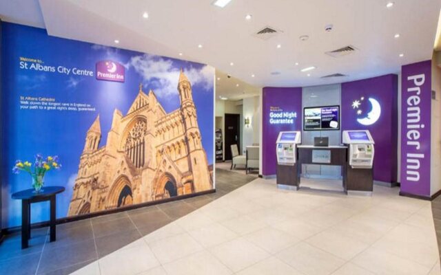 Premier Inn St Albans City Centre