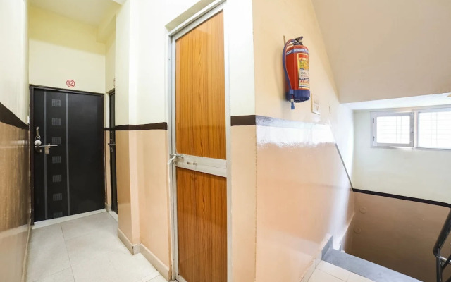 Bharat Lodge  by OYO Rooms