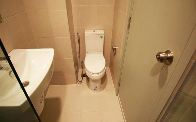 Ideo Mobi Eastgate Bangna by Winnie
