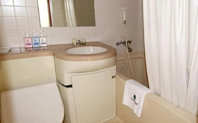 HOTEL LiVEMAX Esaka