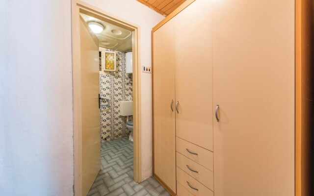 Beautiful Apartment in Rabac With 1 Bedrooms