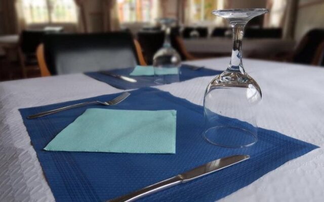 Hostal Restaurante Jaufil