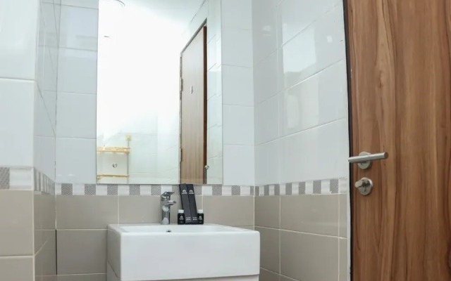 Nice And Comfy 2Br Apartment At Royal Olive Residence