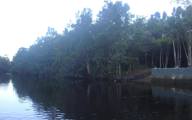 Casa Grande - 4 Suítes - Pier - Internet fibra 100MB