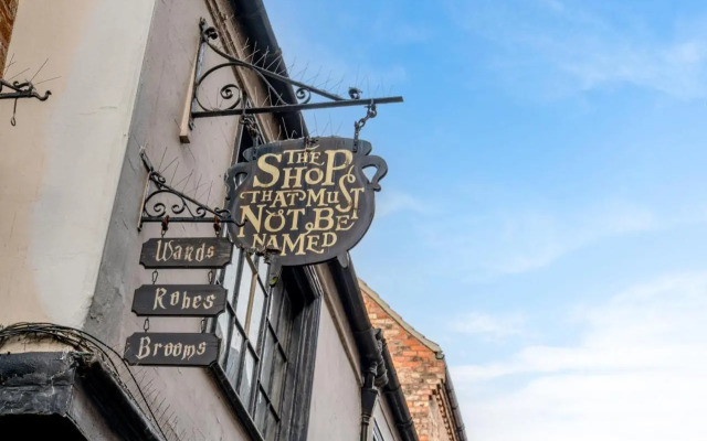 The York Suite, The Shambles