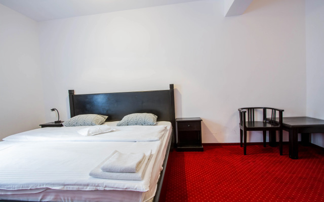 Complex Turistic Max International