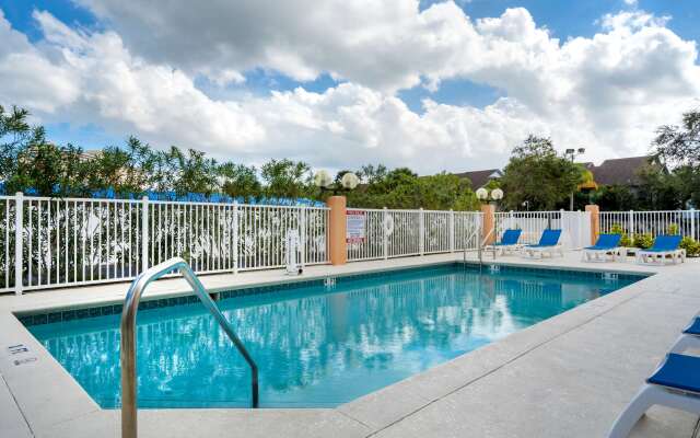 Comfort Inn Kissimmee-Lake Buena Vista South