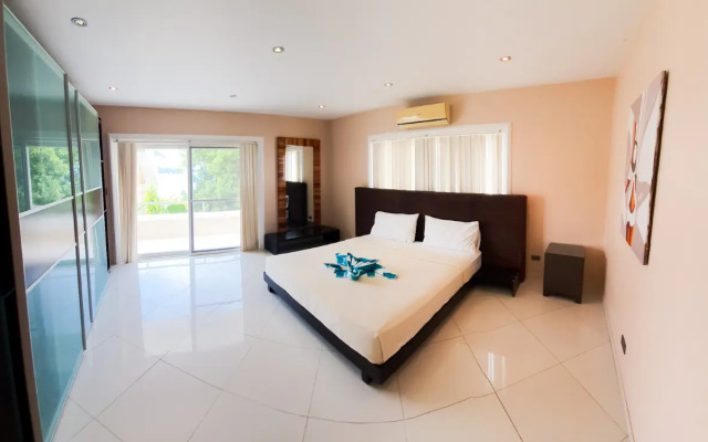 Lingganay Boracay Hotel Resort