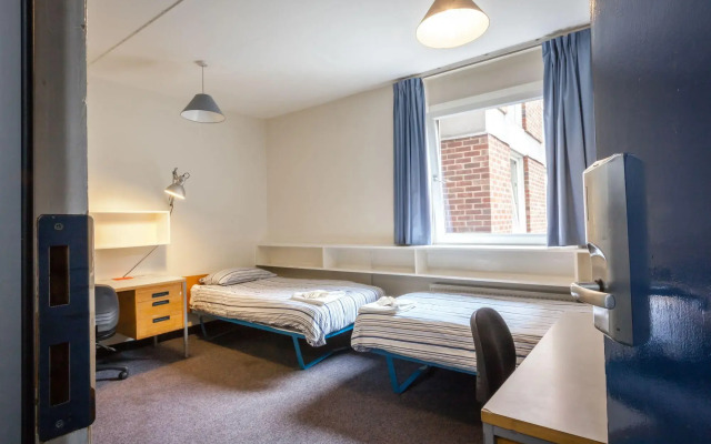 LSE Carr-Saunders Hall - Campus Accommodation