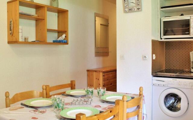 Appartement Risoul, 1 pièce, 5 personnes - FR-1-330-531