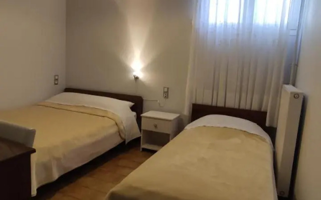 Eleni's Rooms