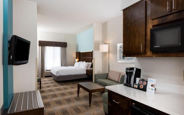 Holiday Inn Express & Suites Grenada by IHG