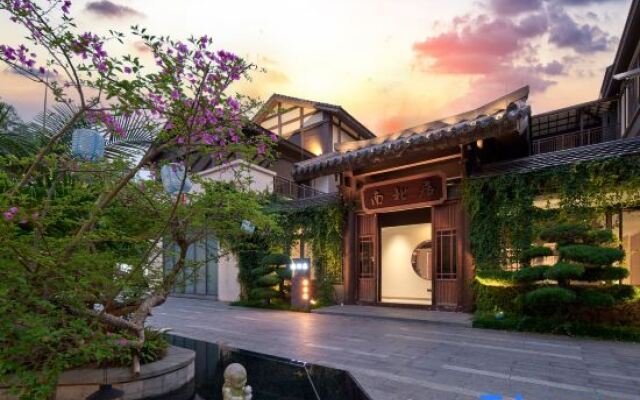 Xinxing Zenyu Town North and South Ju Siheyuan