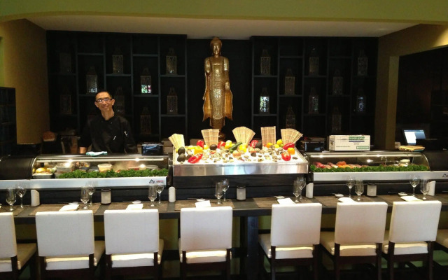 Holiday Inn & Suites Parsippany Fairfield by IHG