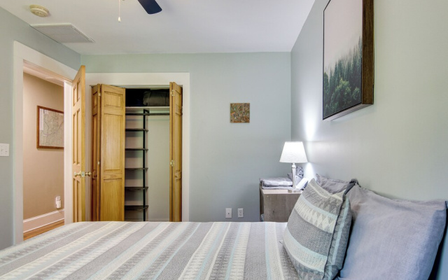 Downtown Brevard Home: Walk to Bars & Breweries!