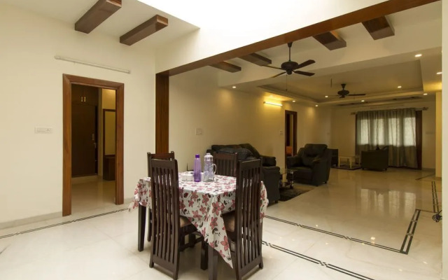 OYO 875 Eyrie Suites
