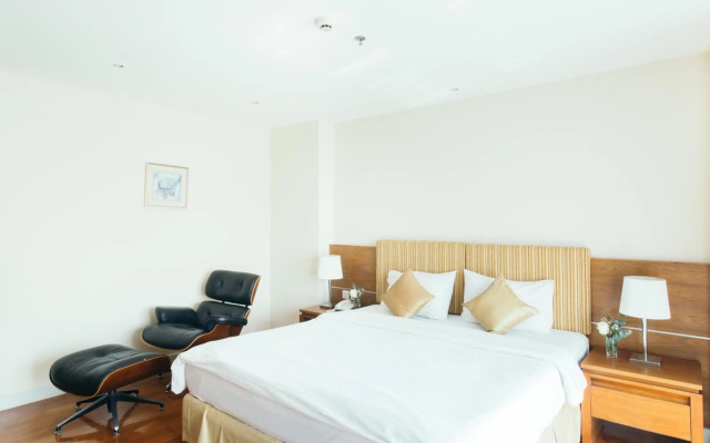 Thomson Residence Hotel