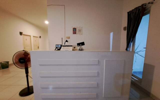 OYO 93870 Damai Guest House Cirebon
